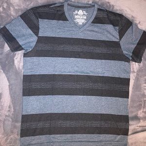American Tag Mens Striped V Neck